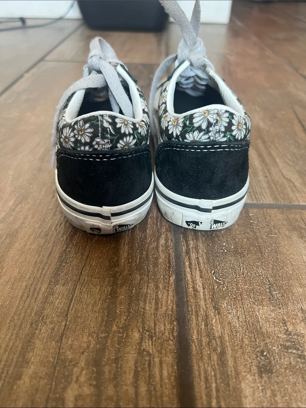 Vans Kids Black Daisy Pattern Sneakers with White Stripe